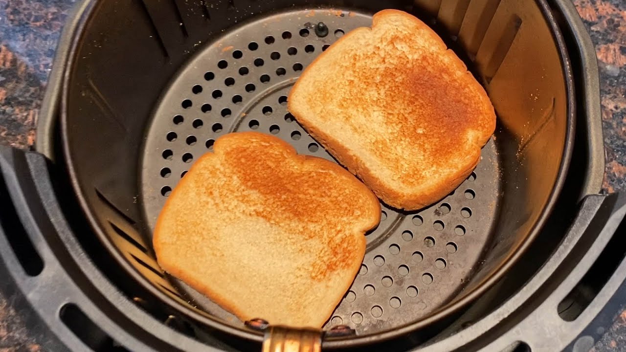 Step-by-Step Tutorial for Reheating Bread in Your Air Fryer